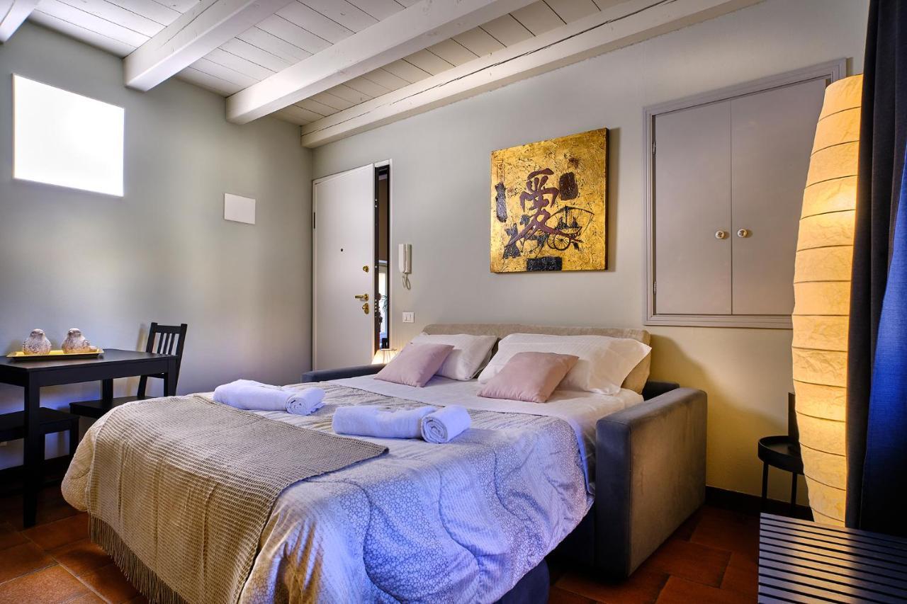 La Zulina Apartment เวโรนา ภายนอก รูปภาพ