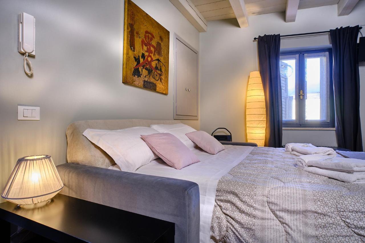 La Zulina Apartment เวโรนา ภายนอก รูปภาพ
